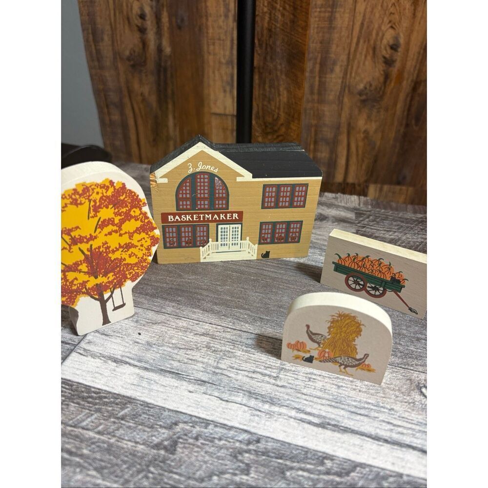 Lot of 4 The Cat’s Meow Village 1994 Fall Harvest Basketmaker Signed